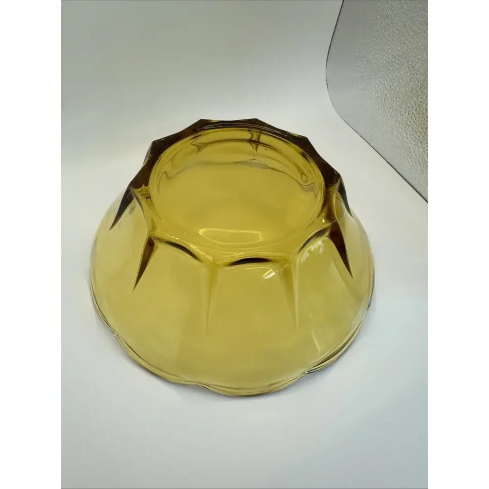Anchor Hocking Scalloped‎ edge Amber Glass Bowl 8 inch